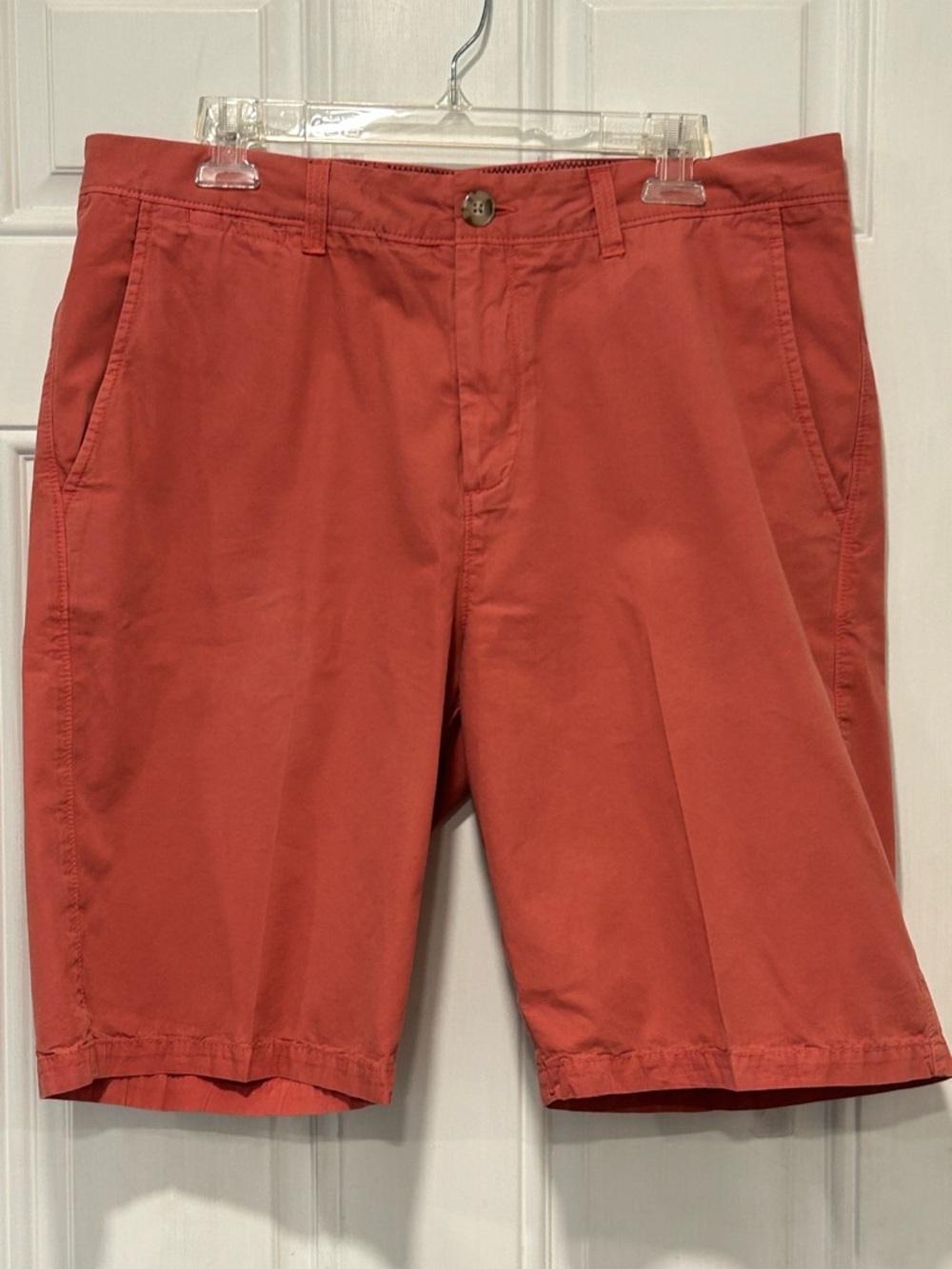 Johnnie-O Chino Shorts Red Pink Flat Front Pockets Preppy Golf Coastal Sz 34